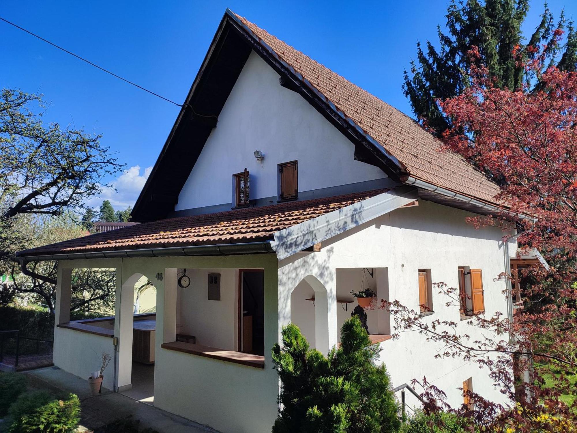 Garden House بيت للعطل